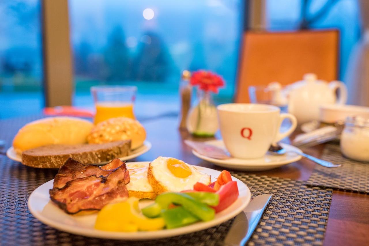 Hotel Kaskada Kurim Luaran gambar